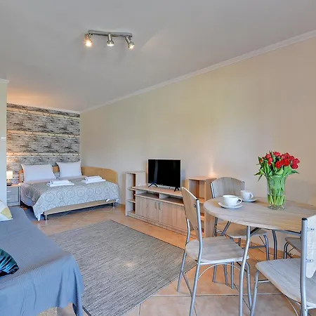 Muszelka - Bardzo Blisko Plazy I Alejek Spacerowych Lägenhet